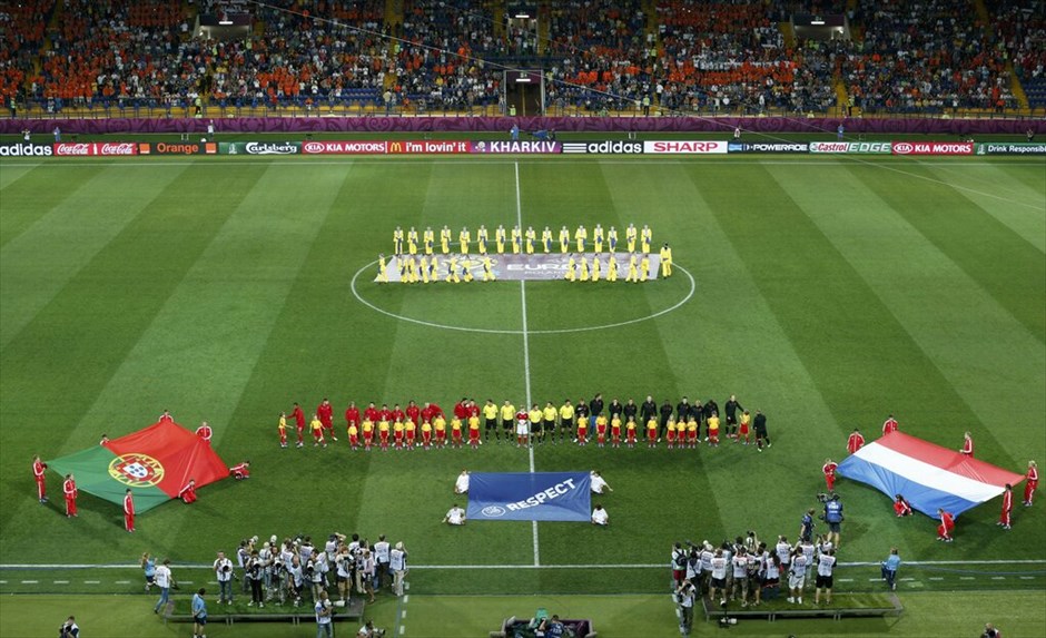 Euro 2012 - Πορτογαλία - Ολλανδία (2-1) #37. Με πρωταγωνιστή και σκόρερ τον Κριστιάνο Ρονάλντο, η Πορτογαλία επικράτησε 2-1 της Ολλανδίας και προκρίθηκε στα προημιτελικά.