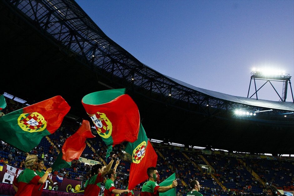 Euro 2012 - Πορτογαλία - Ολλανδία (2-1) #40. Με πρωταγωνιστή και σκόρερ τον Κριστιάνο Ρονάλντο, η Πορτογαλία επικράτησε 2-1 της Ολλανδίας και προκρίθηκε στα προημιτελικά.