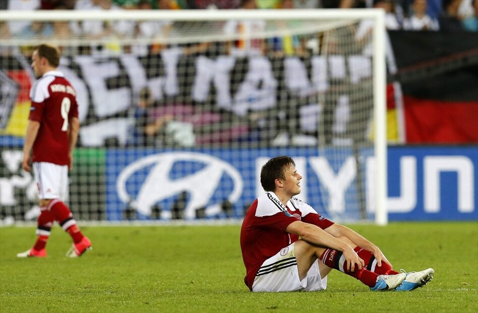 Euro 2012 - Δανία - Γερμανία (1-2)  #5. Την πρόκρισή της στα προημιτελικά του Euro 2012 πανηγύρισε η Γερμανία, που επικράτησε 2-1 της Δανία στο Λβιβ. Όπως ήταν αναμενόμενο, η ομάδα του Γιόακιμ Λεβ, θα είναι η αντίπαλος της Ελλάδας στο δεύτερο χρονικά προημιτελικό της διοργάνωσης, την ερχόμενη Παρασκευή στο Γκντασκ.