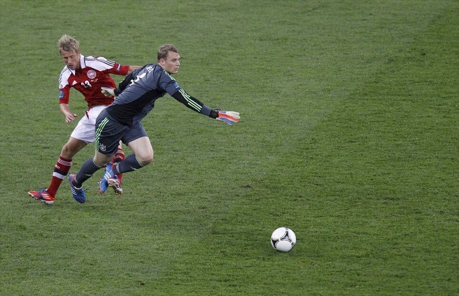 Euro 2012 - Δανία - Γερμανία (1-2)  #8. Την πρόκρισή της στα προημιτελικά του Euro 2012 πανηγύρισε η Γερμανία, που επικράτησε 2-1 της Δανία στο Λβιβ. Όπως ήταν αναμενόμενο, η ομάδα του Γιόακιμ Λεβ, θα είναι η αντίπαλος της Ελλάδας στο δεύτερο χρονικά προημιτελικό της διοργάνωσης, την ερχόμενη Παρασκευή στο Γκντασκ.