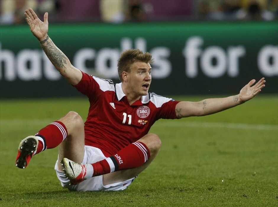 Euro 2012 - Δανία - Γερμανία (1-2)  #11. Την πρόκρισή της στα προημιτελικά του Euro 2012 πανηγύρισε η Γερμανία, που επικράτησε 2-1 της Δανία στο Λβιβ. Όπως ήταν αναμενόμενο, η ομάδα του Γιόακιμ Λεβ, θα είναι η αντίπαλος της Ελλάδας στο δεύτερο χρονικά προημιτελικό της διοργάνωσης, την ερχόμενη Παρασκευή στο Γκντασκ.