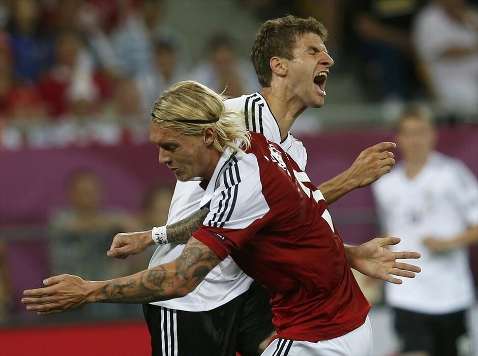 Euro 2012 - Δανία - Γερμανία (1-2)  #26. Την πρόκρισή της στα προημιτελικά του Euro 2012 πανηγύρισε η Γερμανία, που επικράτησε 2-1 της Δανία στο Λβιβ. Όπως ήταν αναμενόμενο, η ομάδα του Γιόακιμ Λεβ, θα είναι η αντίπαλος της Ελλάδας στο δεύτερο χρονικά προημιτελικό της διοργάνωσης, την ερχόμενη Παρασκευή στο Γκντασκ.