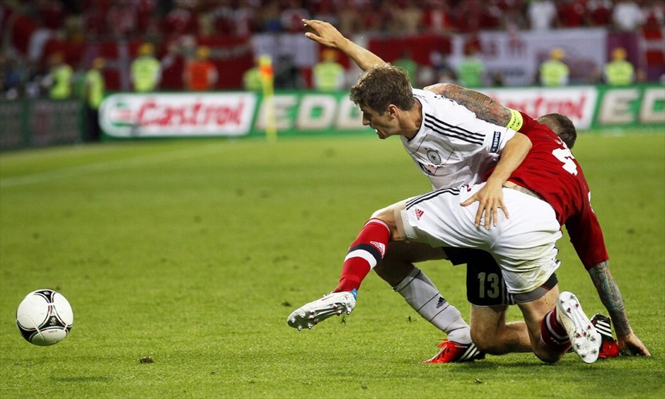 Euro 2012 - Δανία - Γερμανία (1-2)  #31. Την πρόκρισή της στα προημιτελικά του Euro 2012 πανηγύρισε η Γερμανία, που επικράτησε 2-1 της Δανία στο Λβιβ. Όπως ήταν αναμενόμενο, η ομάδα του Γιόακιμ Λεβ, θα είναι η αντίπαλος της Ελλάδας στο δεύτερο χρονικά προημιτελικό της διοργάνωσης, την ερχόμενη Παρασκευή στο Γκντασκ.