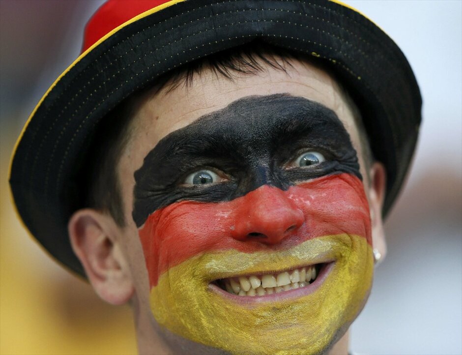 Euro 2012 - Δανία - Γερμανία (1-2)  #37. Την πρόκρισή της στα προημιτελικά του Euro 2012 πανηγύρισε η Γερμανία, που επικράτησε 2-1 της Δανία στο Λβιβ. Όπως ήταν αναμενόμενο, η ομάδα του Γιόακιμ Λεβ, θα είναι η αντίπαλος της Ελλάδας στο δεύτερο χρονικά προημιτελικό της διοργάνωσης, την ερχόμενη Παρασκευή στο Γκντασκ.