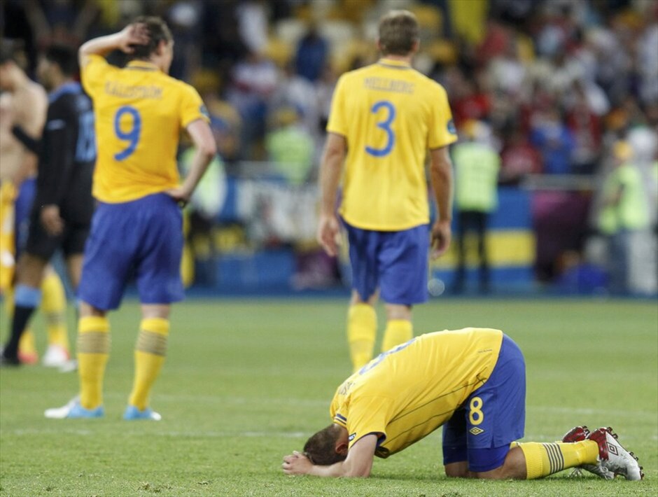 Euro 2012 - Σουηδία - Αγγλία (2-3) #5. Μεγάλη νίκη επί της Σουηδίας με 3-2 πήρε η Αγγλία στο Κίεβο, αποτέλεσμα που ήταν καταδικαστικό για τους Σκανδιναβούς. Η Σουηδία έγινε η δεύτερη ομάδα μετά την Ιρλανδία που αποχαιρετά το Euro 2012.