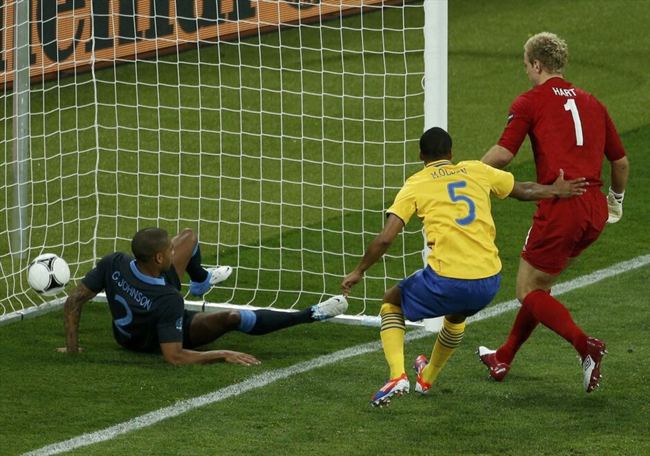 Euro 2012 - Σουηδία - Αγγλία (2-3) #23. Μεγάλη νίκη επί της Σουηδίας με 3-2 πήρε η Αγγλία στο Κίεβο, αποτέλεσμα που ήταν καταδικαστικό για τους Σκανδιναβούς. Η Σουηδία έγινε η δεύτερη ομάδα μετά την Ιρλανδία που αποχαιρετά το Euro 2012.