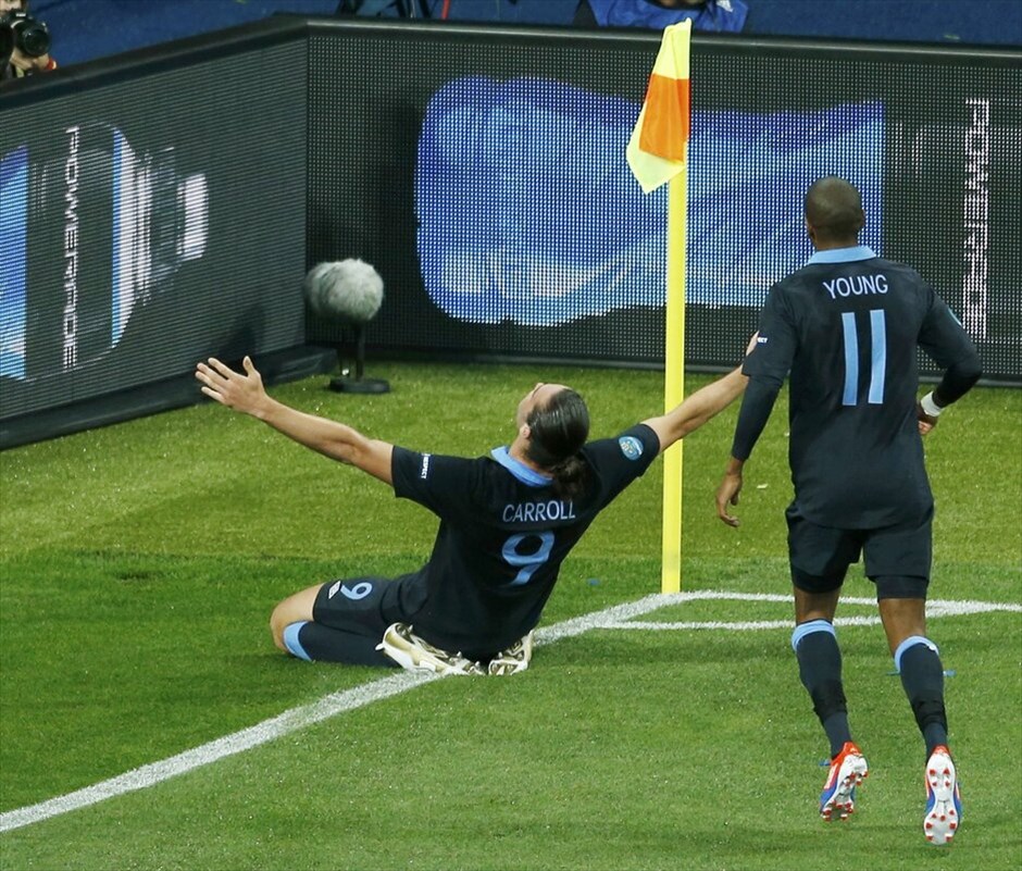 Euro 2012 - Σουηδία - Αγγλία (2-3) #30. Μεγάλη νίκη επί της Σουηδίας με 3-2 πήρε η Αγγλία στο Κίεβο, αποτέλεσμα που ήταν καταδικαστικό για τους Σκανδιναβούς. Η Σουηδία έγινε η δεύτερη ομάδα μετά την Ιρλανδία που αποχαιρετά το Euro 2012.