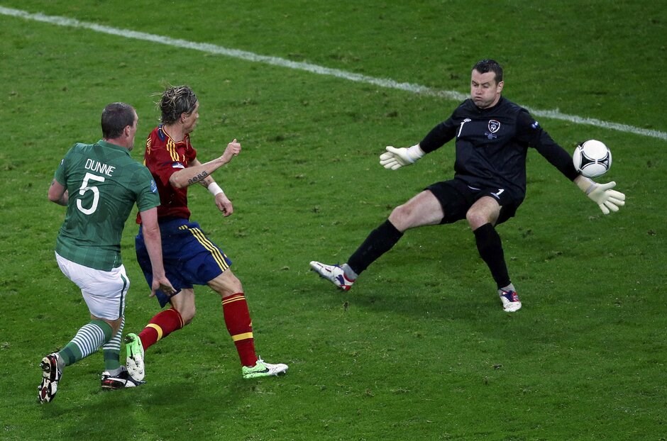 Euro 2012 - Ισπανία - Ιρλανδία (4-0) #11. Επίδειξη δύναμης έκανε η Ισπανία, που διέλυσε 4-0 την Ιρλανδία, με τον Φερνάντο Τόρες να πετυχαίνει δύο τέρματα.