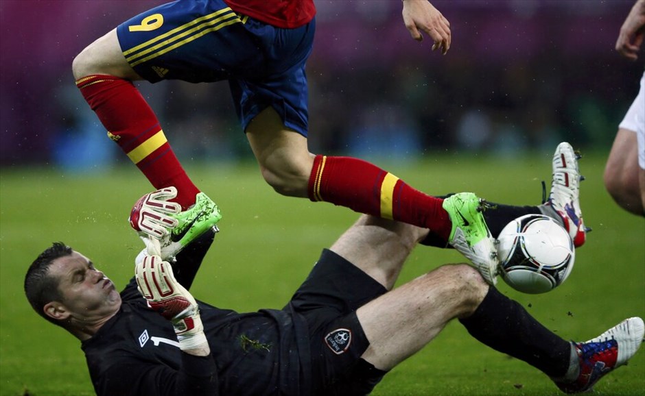 Euro 2012 - Ισπανία - Ιρλανδία (4-0) #18. Επίδειξη δύναμης έκανε η Ισπανία, που διέλυσε 4-0 την Ιρλανδία, με τον Φερνάντο Τόρες να πετυχαίνει δύο τέρματα.