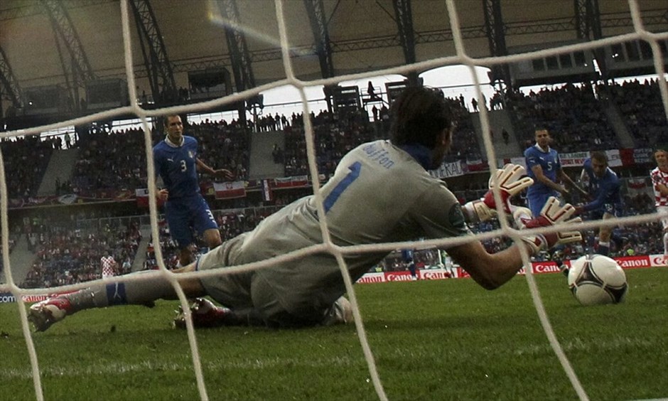 Euro 2012 - Ιταλία - Κροατία (1-1)  #25. Η Κροατία είναι από σήμερα το φαβορί για την πρόκριση στα προημιτελικά του Euro, μετά το 1-1 με την Ιταλία.