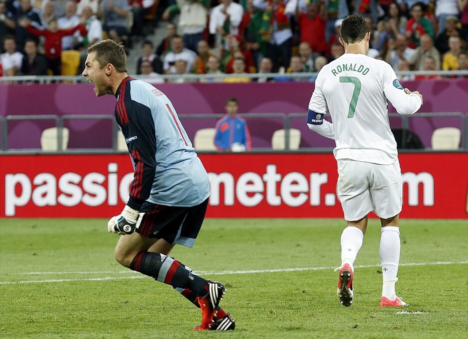 Euro 2012 - Δανία - Πορτογαλία (3-2)  #22. Η Πορτογαλία νίκησε με 3-2 τη Δανία στη μεταξύ τους αναμέτρηση, που διεξήχθη στο Λβιβ της Ουκρανίας, για τη 2η ημέρα του Β΄ ομίλου στο Ευρωπαϊκό Πρωτάθλημα ποδοσφαίρου.