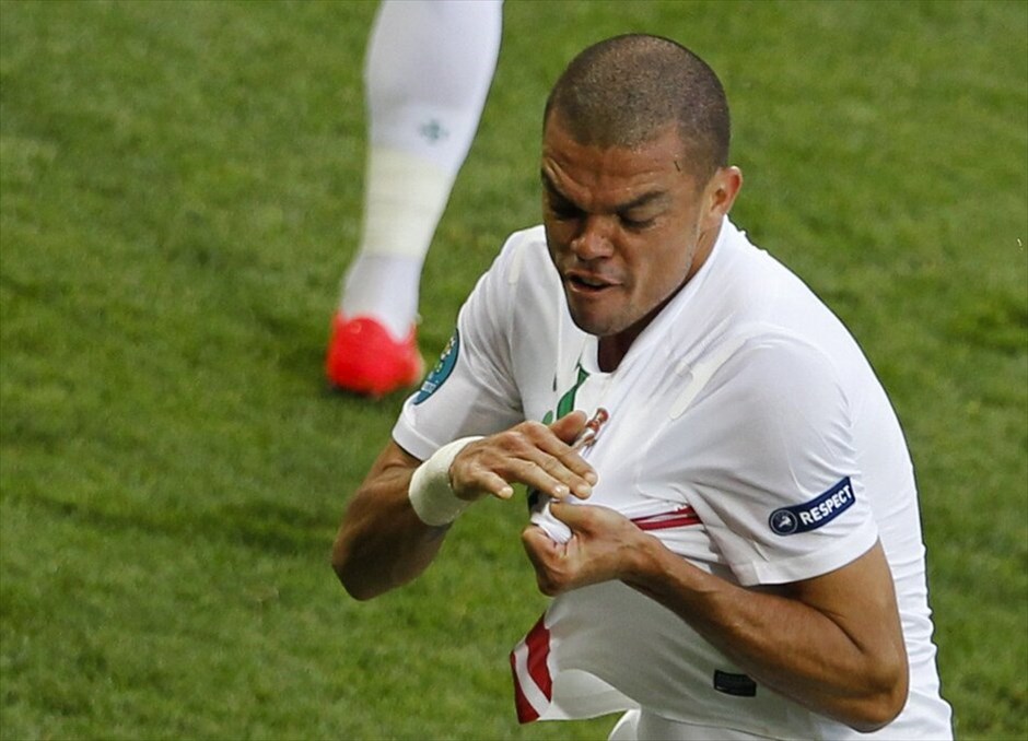 Euro 2012 - Δανία - Πορτογαλία (3-2)  #37. Η Πορτογαλία νίκησε με 3-2 τη Δανία στη μεταξύ τους αναμέτρηση, που διεξήχθη στο Λβιβ της Ουκρανίας, για τη 2η ημέρα του Β΄ ομίλου στο Ευρωπαϊκό Πρωτάθλημα ποδοσφαίρου.