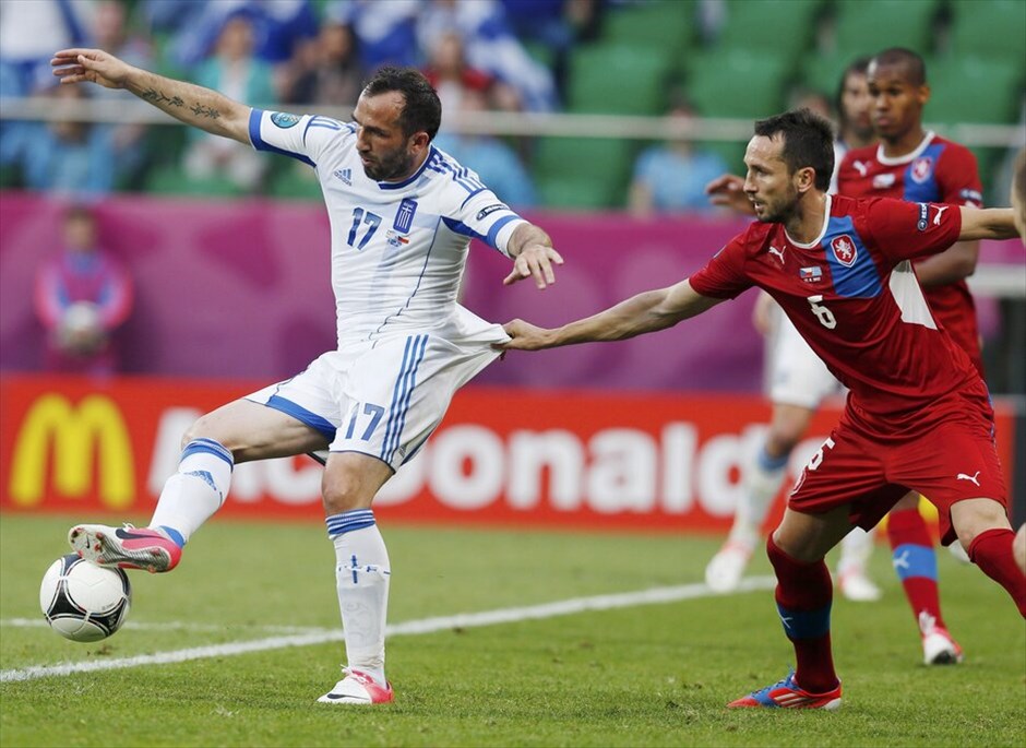 Euro 2012 - Ελλάδα - Τσεχία (1-2) #10. Εξαιρετικά δύσκολη είναι πλέον, για την εθνική Ελλάδας η πρόκριση στους «8» του EURO μετά την ήττα από την Τσεχία με 2-1.