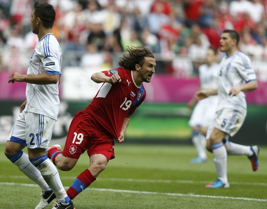 Euro 2012 - Ελλάδα - Τσεχία (1-2) #48. Εξαιρετικά δύσκολη είναι πλέον, για την εθνική Ελλάδας η πρόκριση στους «8» του EURO μετά την ήττα από την Τσεχία με 2-1.