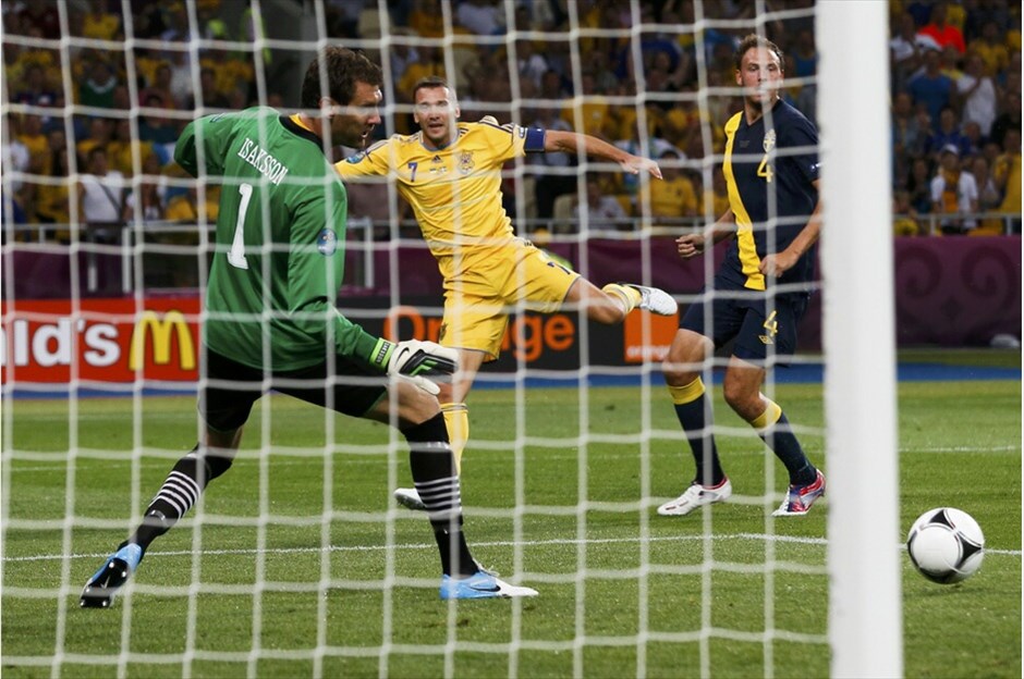 Euro 2012 - Ουκρανία - Σουηδία (2-1) #10. 