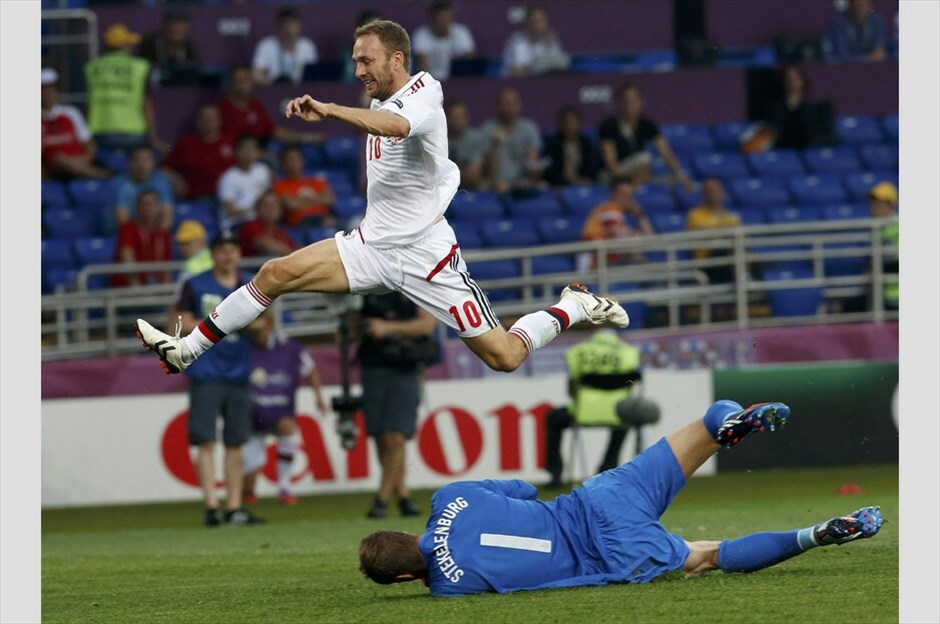 Euro 2012 - Ολλανδία - Δανία (0-1) #19. 