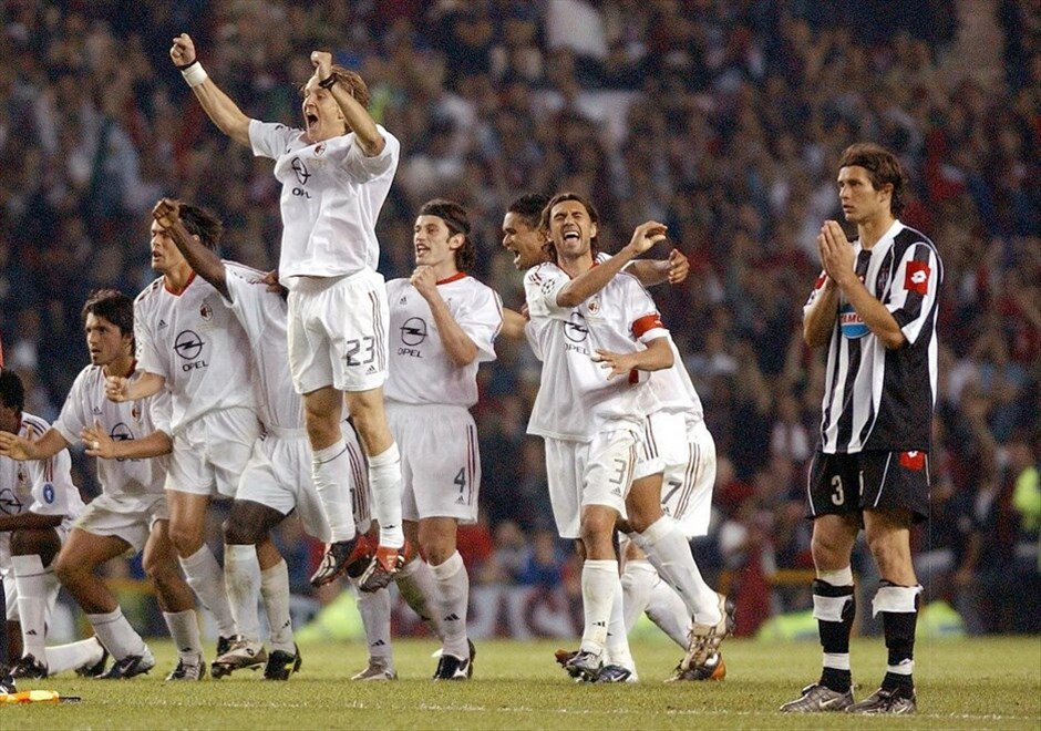 Champions League: Οι 10 τελευταίοι τελικοί #2. Σε ιταλικό «εμφύλιο» είχε εξελιχθεί ο τελικός του Champions League στο «Ολντ Τράφορντ», στις 28 Μαΐου μεταξύ της Μίλαν και της Γιουβέντους. Η αναμέτρηση στην κανονική της διάρκεια βρήκε τις δύο ομάδες ισόπαλες χωρίς γκολ. Τελικά, οι «ροσονέρι» κερδίζοντας 3-2 στα πέναλτι, κατέκτησαν τον έκτο τίτλο τους στο θεσμό και πρώτο μετά από εννέα χρόνια.