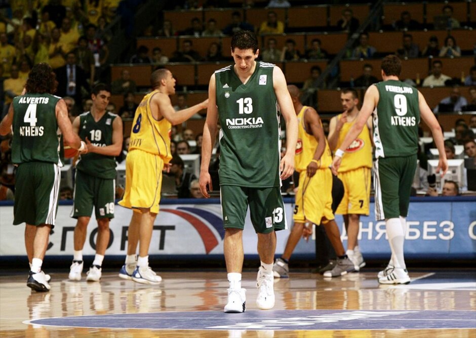 Ευρωλίγκα: Οι παρουσίες σε F4 Ολυμπιακού και Παναθηναϊκού από το 1996 και μετά #9. Την περίοδο 2004-05, οι «πράσινοι» ξανασυναντούν στα ημιτελικά την Μακάμπι Τελ-Αβίβ και γνωρίζουν την ήττα στον πρώτο ημιτελικό της Μόσχας με 91-82. Στη συνέχεια κέρδισε την ΤΣΣΚΑ Μόσχας που έπαιζε εντός έδρας και κατέλαβαν την τρίτη θέση στην διοργάνωση.