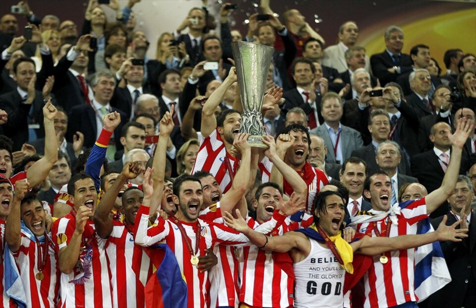 Europa League: Στιγμές από τον τελικό #3. Η Ατλέτικο Μαδρίτης κατάκτησε τον δεύτερο τίτλο  της στο Europa League, επικρατώντας στον τελικό της διοργάνωσης, που διεξήχθη στο Βουκουρέστι, της Αθλέτικ Μπιλμπάο με 3-0. Τη διαφορά στον ισπανικό ποδοσφαιρικό εμφύλιο έκανε ένας «εξωπραγματικός» Ρανταμέλ Φαλκάο, που με την εμφάνισή του απέδειξε ότι μετά τους Μέσι και Ρονάλντο, είναι αυτή τη στιγμή ο πιο «καυτός» επιθετικός, τουλάχιστον στα ευρωπαϊκά γήπεδα.
