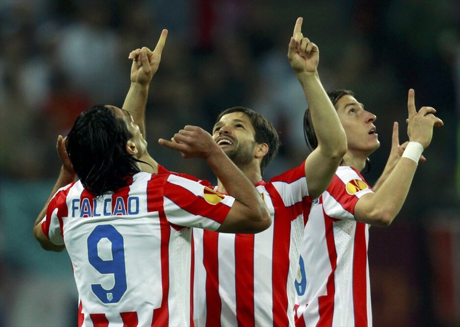 Europa League: Στιγμές από τον τελικό #39. Η Ατλέτικο Μαδρίτης κατάκτησε τον δεύτερο τίτλο  της στο Europa League, επικρατώντας στον τελικό της διοργάνωσης, που διεξήχθη στο Βουκουρέστι, της Αθλέτικ Μπιλμπάο με 3-0. Τη διαφορά στον ισπανικό ποδοσφαιρικό εμφύλιο έκανε ένας «εξωπραγματικός» Ρανταμέλ Φαλκάο, που με την εμφάνισή του απέδειξε ότι μετά τους Μέσι και Ρονάλντο, είναι αυτή τη στιγμή ο πιο «καυτός» επιθετικός, τουλάχιστον στα ευρωπαϊκά γήπεδα.