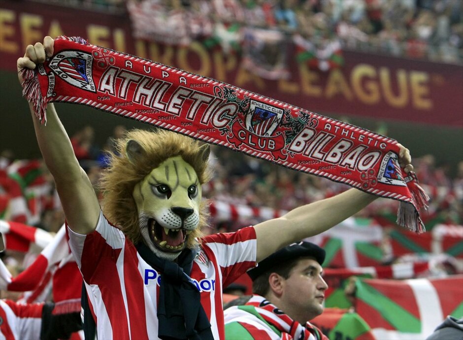 Europa League: Στιγμές από τον τελικό #42. Η Ατλέτικο Μαδρίτης κατάκτησε τον δεύτερο τίτλο  της στο Europa League, επικρατώντας στον τελικό της διοργάνωσης, που διεξήχθη στο Βουκουρέστι, της Αθλέτικ Μπιλμπάο με 3-0. Τη διαφορά στον ισπανικό ποδοσφαιρικό εμφύλιο έκανε ένας «εξωπραγματικός» Ρανταμέλ Φαλκάο, που με την εμφάνισή του απέδειξε ότι μετά τους Μέσι και Ρονάλντο, είναι αυτή τη στιγμή ο πιο «καυτός» επιθετικός, τουλάχιστον στα ευρωπαϊκά γήπεδα.