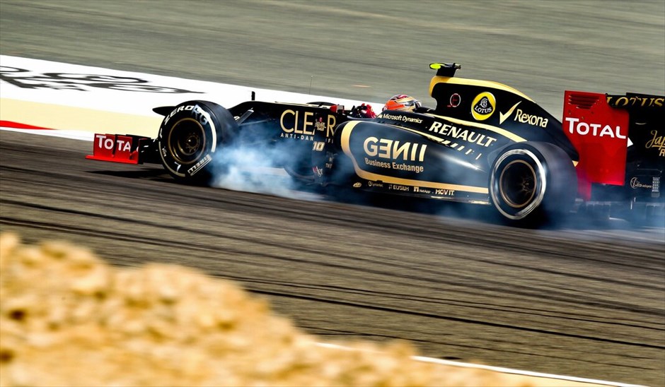 Formula 1: Ελεύθερες δοκιμές της Παρασκευής στο Μπαχρέιν #25. Μπλοκάρισμα τροχών από τον Ρομάν Γκροσεάν (Lotus - Renault).