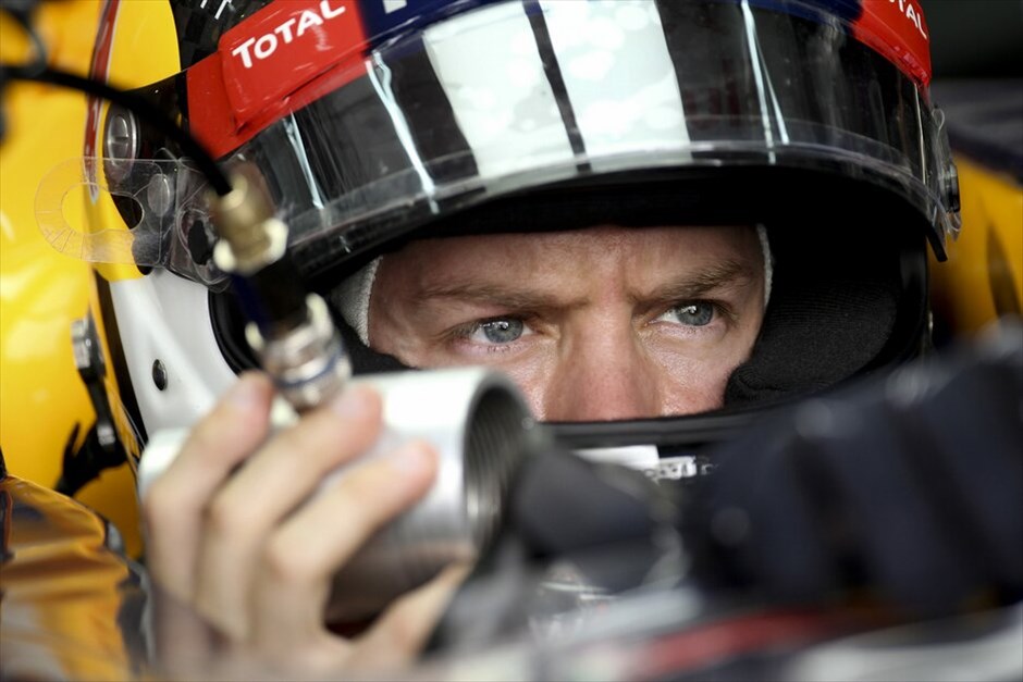 Formula 1: Ελεύθερες δοκιμές της Παρασκευής στο Μπαχρέιν #30. Ο δύο φορές παγκόσμιος πρωταθλητής Σεμπάστιαν Φέτελ (Red Bull - Renault).