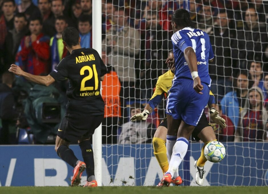 Champions League: Στιγμές από τον αγώνα Τσέλσι - Μπαρτσελόνα #19. Σοβαρή υποψηφιότητα για να παίξει στον τελικό του Champions League έβαλε η Τσέλσι, η οποία με το γκολ του Ντιντιέρ Ντρογκμπά στο δεύτερο λεπτό των καθυστερήσεων του πρώτου μέρους, νίκησε 1-0 τη Μπαρτσελόνα στον δεύτερο χρονικά ημιτελικό της διοργάνωσης.