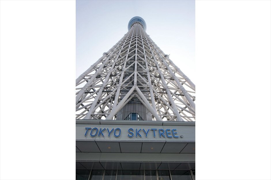Tokyo Sky Tree: Ο υψηλότερος αυτόνομος πύργος στον κόσμο #6. EPA/EVERETT KENNEDY BROWN