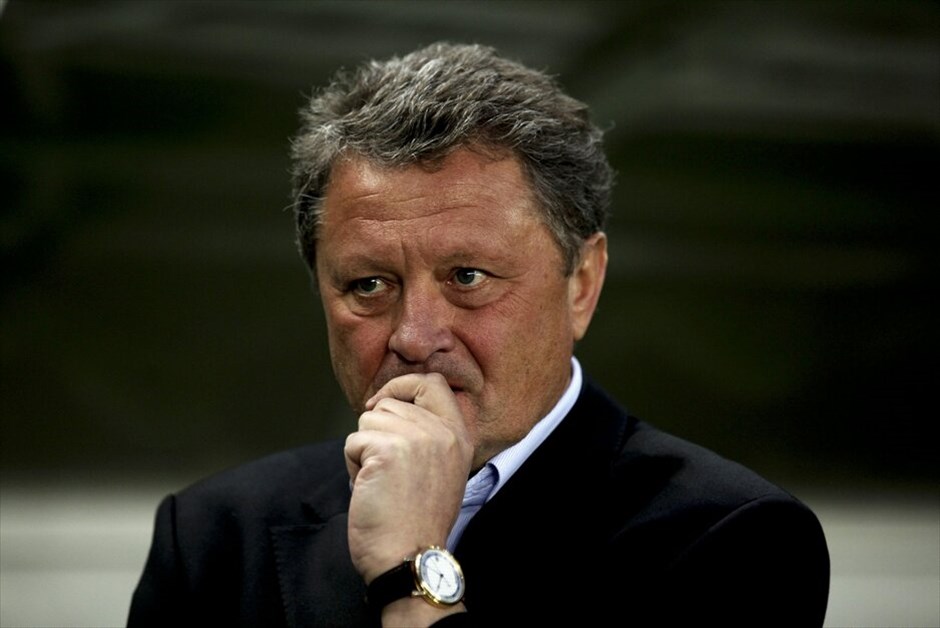 Europa League: Στιγμές από τον αγώνα Σπόρτινγκ Λισαβόνας - Μέταλιστ #7. Ελπίδες για πρόκριση στον επαναληπτικό αγώνα που θα γίνει στην Ουκρανία, έχει η Μέταλιστ με το γκολ που πέτυχε μόλις στο 90ό λεπτό (με πέναλτι) και διαμόρφωσε έτσι το τελικό 2-1 μέσα στη Λισαβόνα απέναντι στη Σπόρτινγκ.