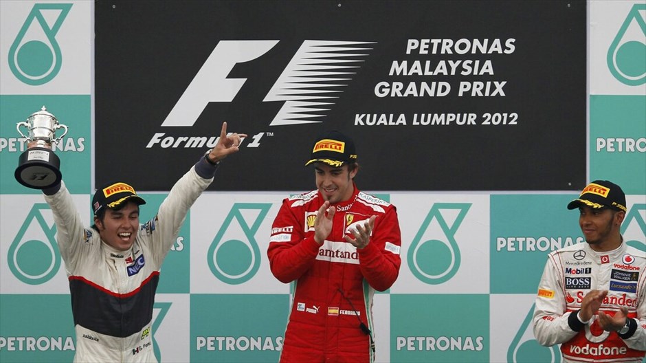 Formula 1: GP Μαλαισίας #4. Οι τρεις πρώτοι. Από αριστερά: Σέρτζιο Πέρεθ, Φερνάντο Αλόνσο και Λιούις Χάμιλτον.