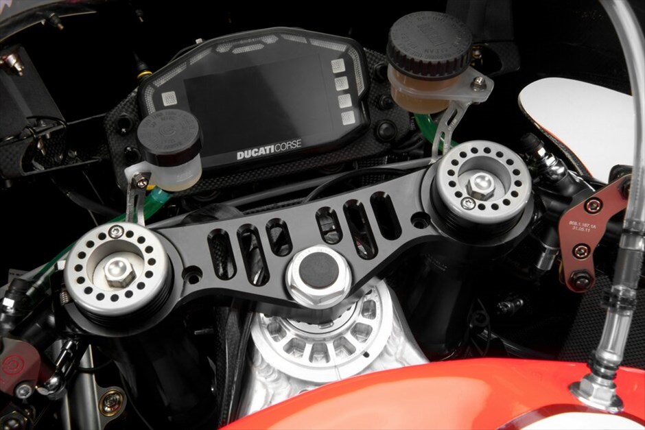 Moto GP: H νέα Ducati Desmosedici GP12 #8. DUCATI PRESS