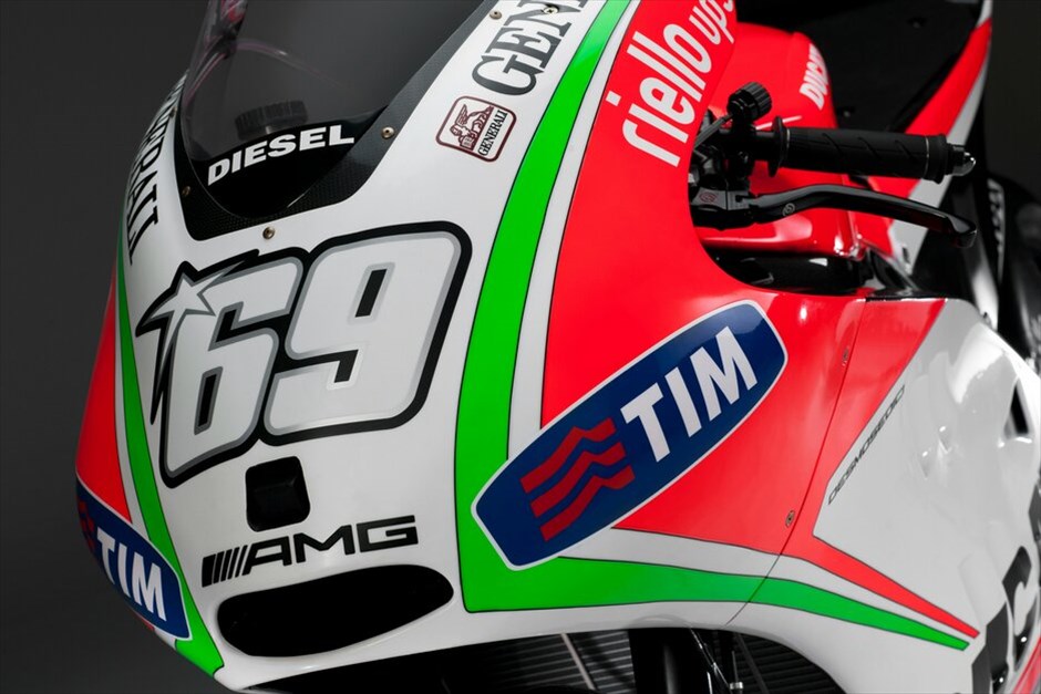 Moto GP: H νέα Ducati Desmosedici GP12 #9. DUCATI PRESS