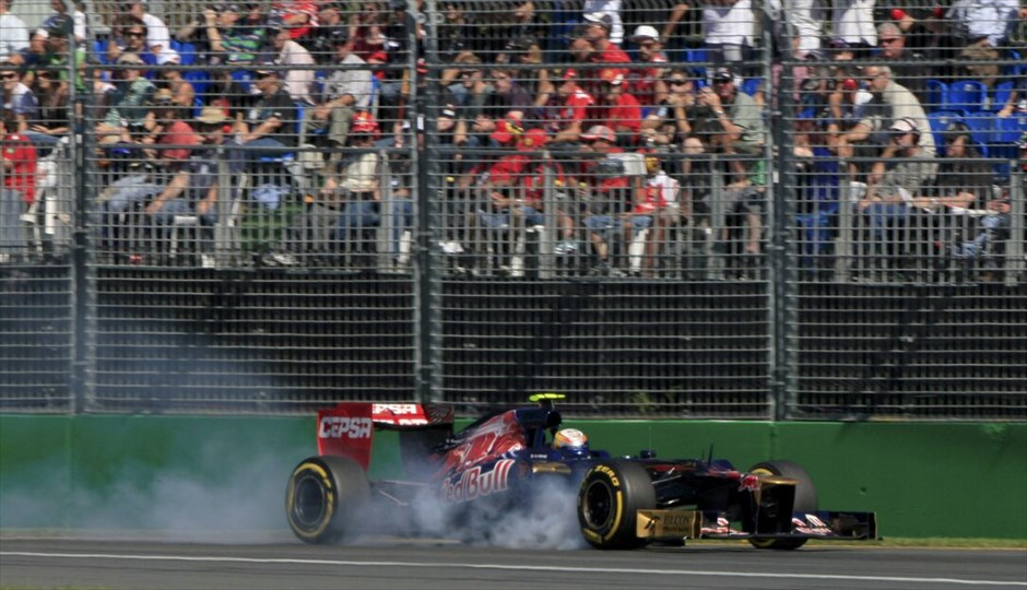 Formula 1: Ελεύθερες και κατατακτήριες δοκιμές στην Αυστραλία #11. Μπλοκάρισμα στα φρένα για τον Ζαν-Ερίκ Βερνιέ.