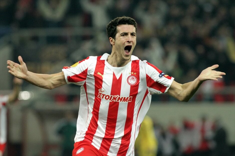 Europa League: Στιγμές από τον αγώνα Ολυμπιακός - Μέταλιστ #13. Δεχόμενος δυο γκολ στο τελευταίο τέταρτο του αγώνα ο Ολυμπιακός γνώρισε την ήττα με 2-1 στο Καραϊσκάκη και τον οδυνηρό αποκλεισμό από τη Μέταλιστ.