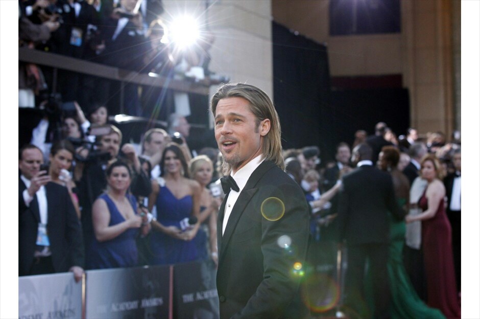 Οσκαρ 2012: Το κόκκινο χαλί #19. Ο ηθοποιός Brad Pitt.