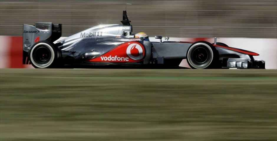 Formula 1: H πρώτη ημέρα δοκιμών στη Βαρκελώνη #6. Λιούις Χάμιλτον (McLaren - Mercedes).