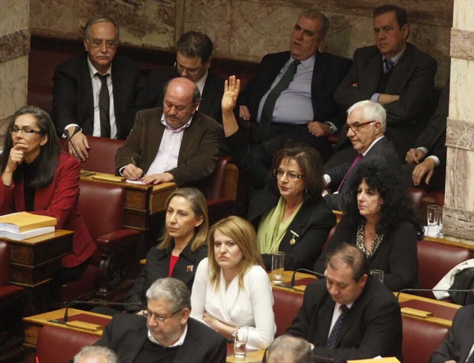 Οι διαγραφέντες από ΠΑΣΟΚ, Ν.Δ. και ΛΑ.ΟΣ #5. Εκτός της Κοινοβουλευτικής Ομάδας του ΠΑΣΟΚ τέθηκε μετά την χθεσινή ψηφοφορία για τη νέα δανειακή σύμβαση η κ. Μαριλίζα Ξενογιαννακοπούλου.