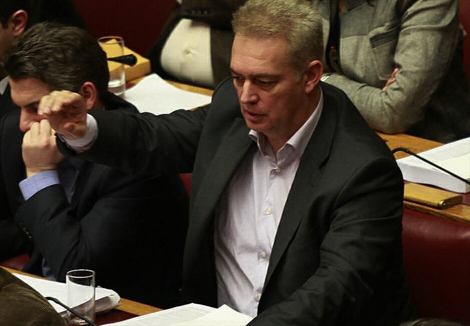 Οι διαγραφέντες από ΠΑΣΟΚ, Ν.Δ. και ΛΑ.ΟΣ #9. Εκτός της Κοινοβουλευτικής Ομάδας του ΠΑΣΟΚ τέθηκε μετά την χθεσινή ψηφοφορία για τη νέα δανειακή σύμβαση ο κ. Βασίλης Τόγιας, βουλευτής Ν. Βοιωτίας.