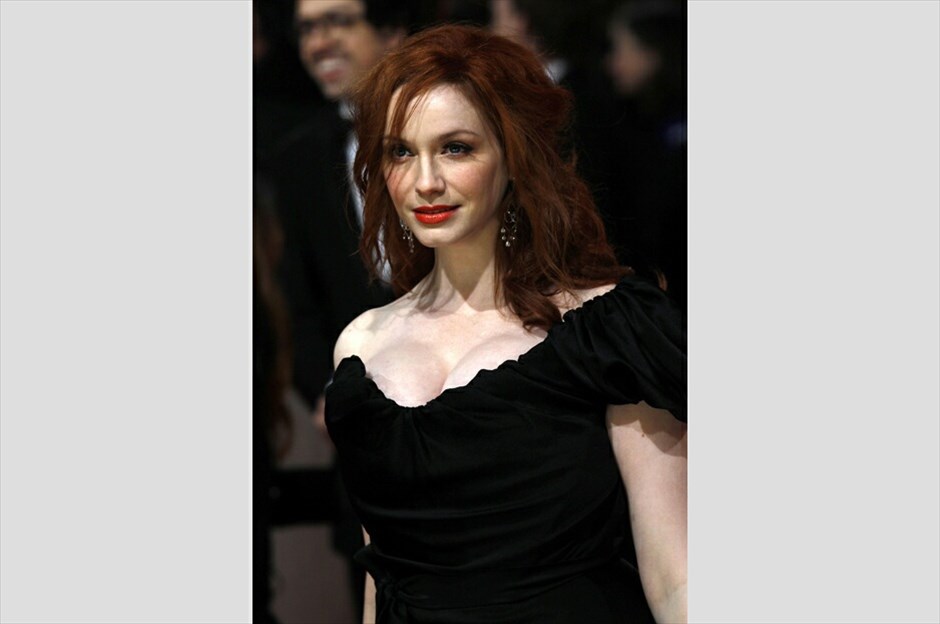 BAFTA: Το κόκκινο χαλί #7. Η ηθοποιός Christina Hendricks.