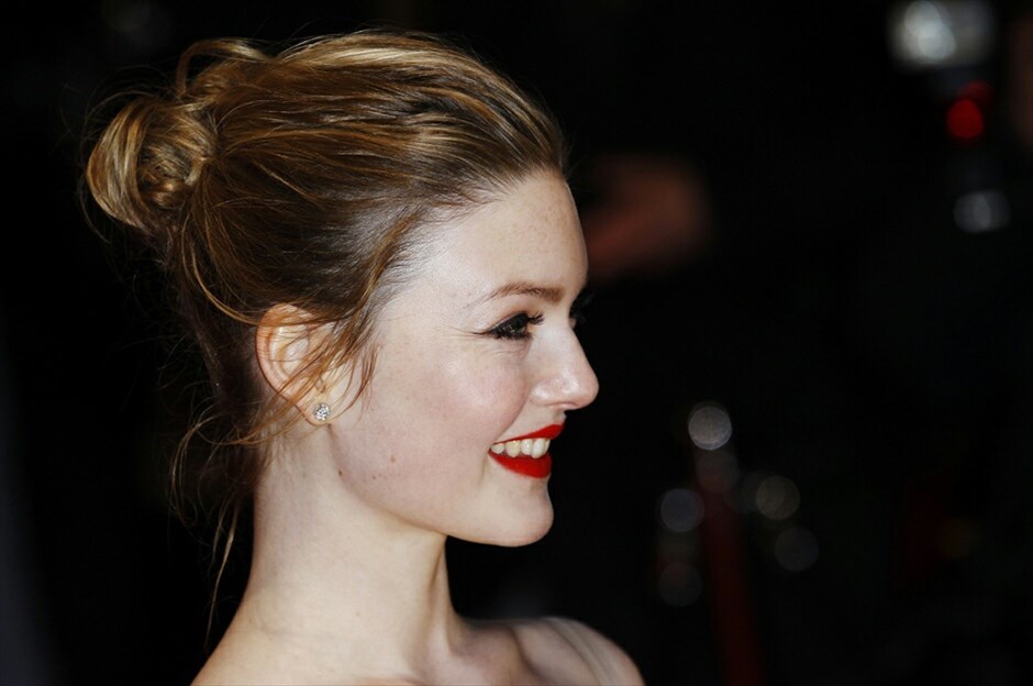 BAFTA: Το κόκκινο χαλί #13. Η ηθοποιός Holliday Grainger.