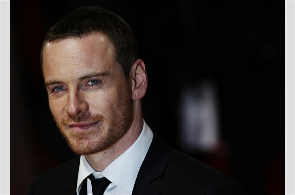 BAFTA: Το κόκκινο χαλί #16. Ο ηθοποιός Michael Fassbender.