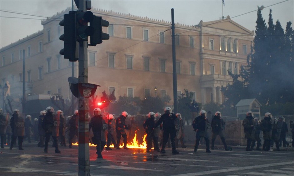 Επεισόδια στο Σύνταγμα (ανανέωση) #34. 