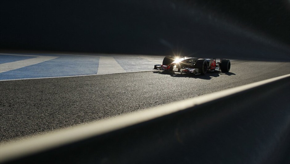 Formula 1: H τελευταία ημέρα δοκιμών στη Χερέθ #8. Λιούις Χάμιλτον (McLaren-Mercedes).