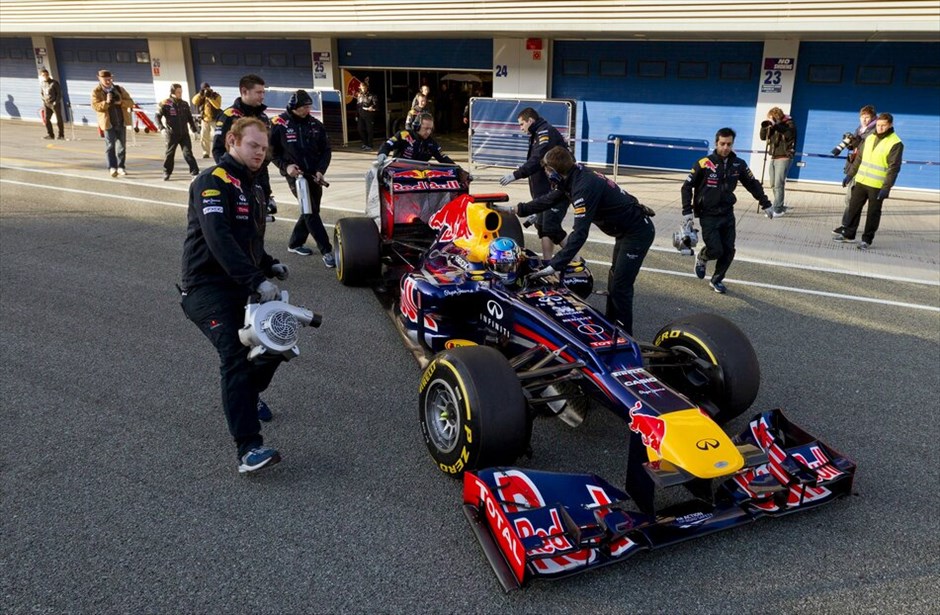 Formula 1: H τρίτη ημέρα δοκιμών στη Χερέθ #8. Σεμπάστιαν Φέτελ (Red Bull-Renault).