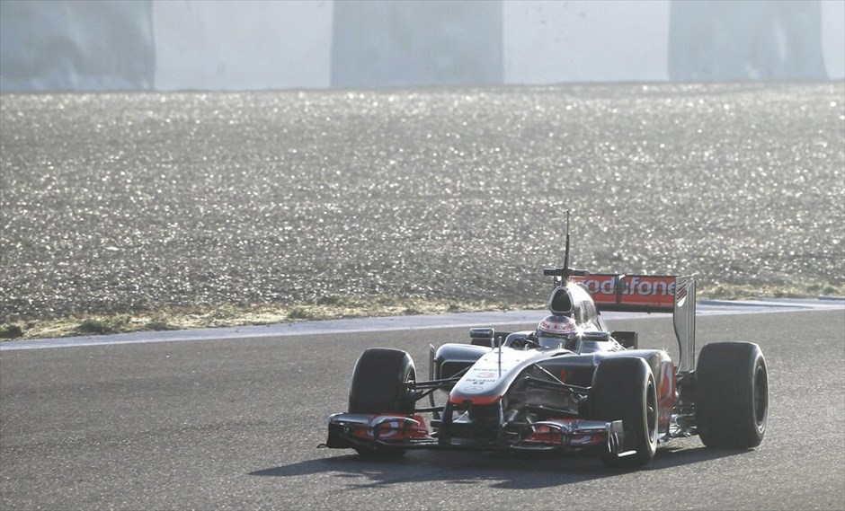 Formula 1: H πρώτη ημέρα δοκιμών στη Χερέθ #12. Τζένσον Μπάτον (McLaren-Mercedes).