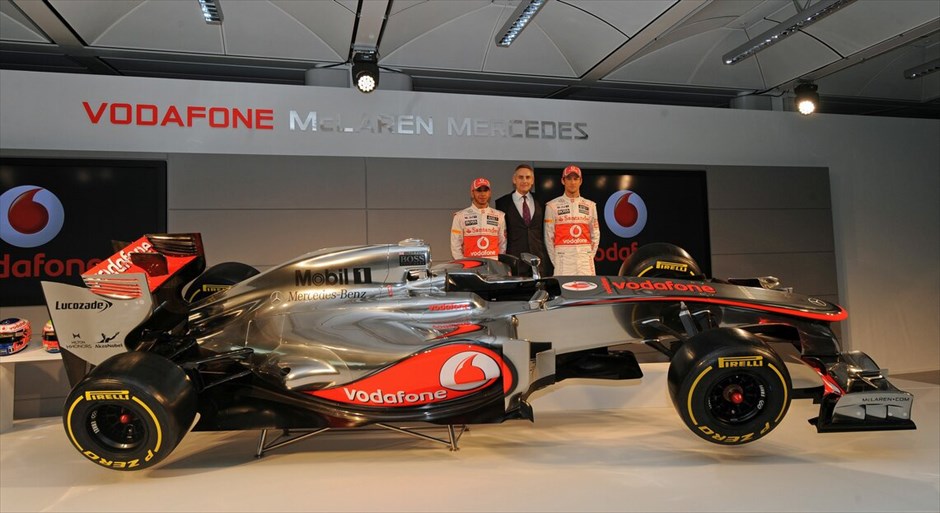 Formula 1: Η νέα McLaren Mercedes MP4-27 #8. 
