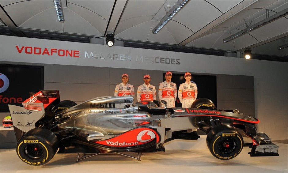 Formula 1: Η νέα McLaren Mercedes MP4-27 #11. 
