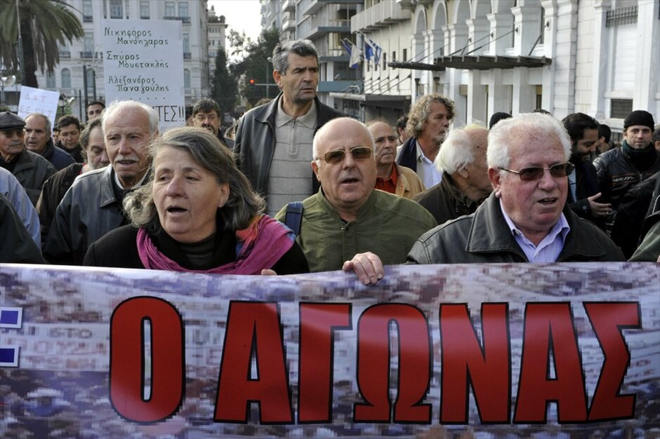 38η επέτειος του Πολυτεχνείου - πορεία - επεισόδια (ανανέωση) #46. 