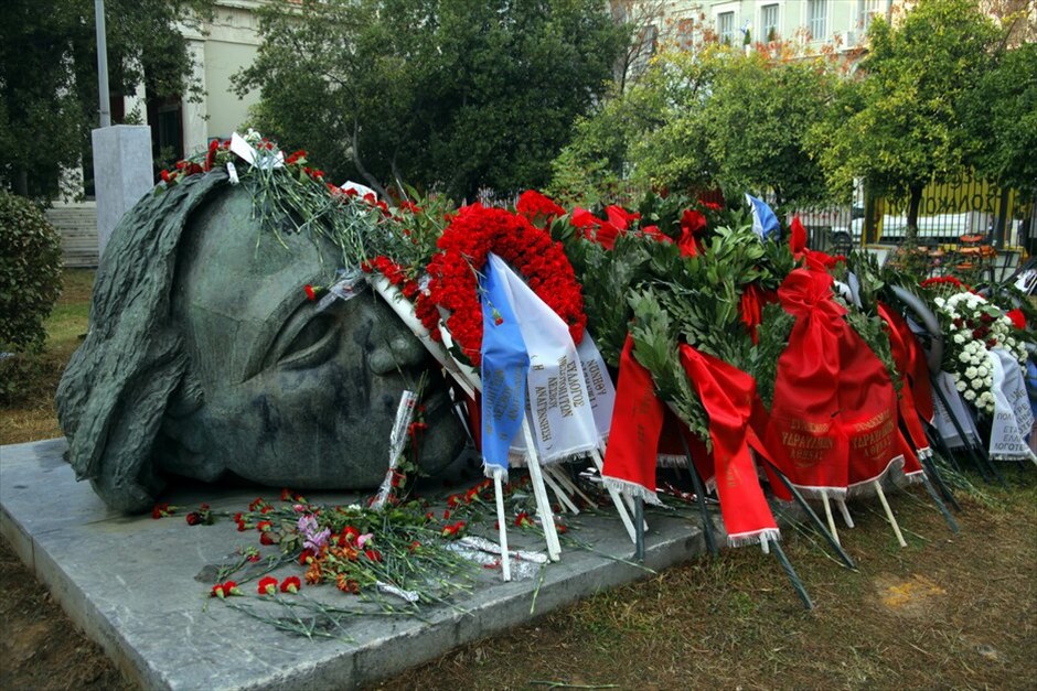 38η επέτειος του Πολυτεχνείου - πορεία - επεισόδια (ανανέωση) #55. 